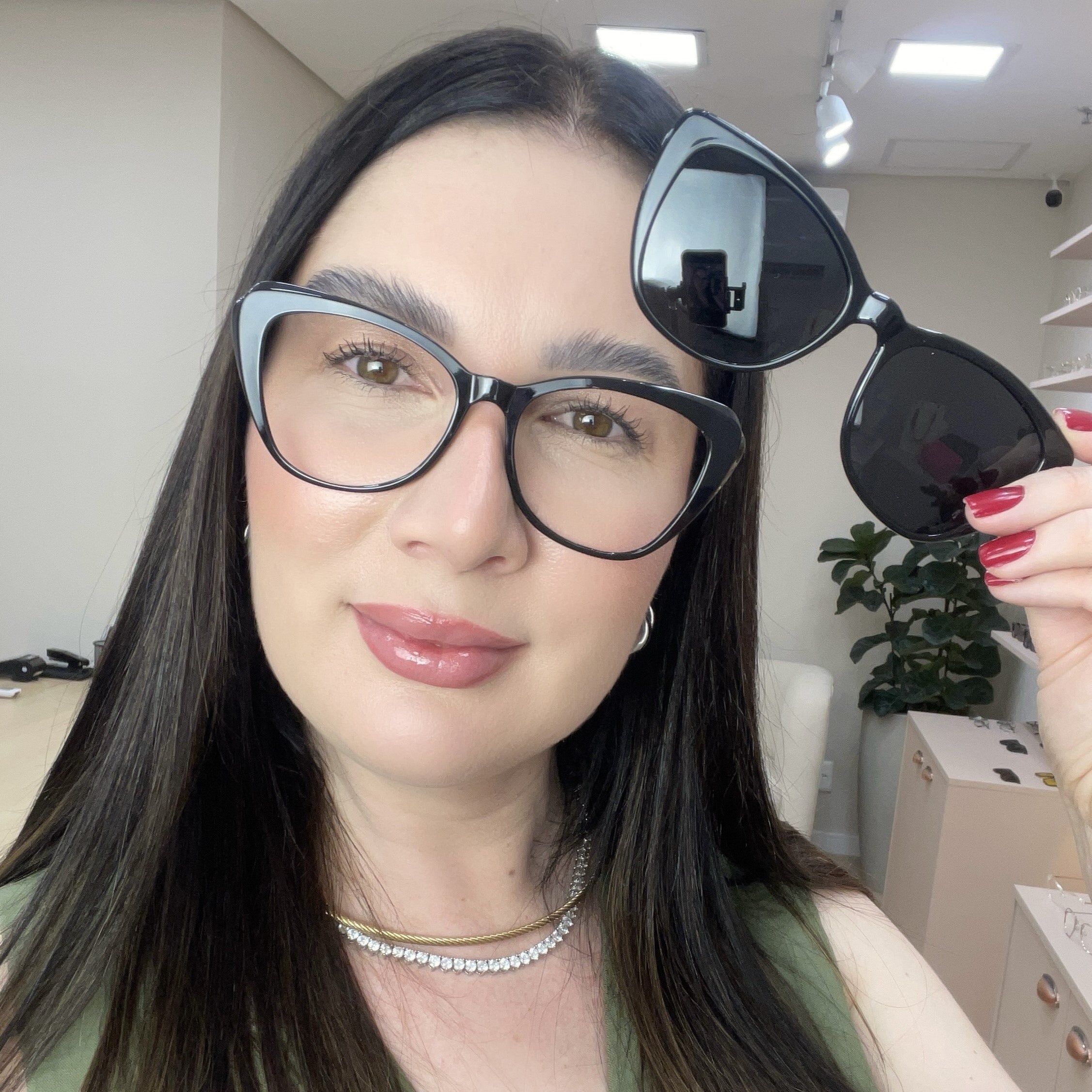 Óculos de Grau Feminino Kessy 391 Preto